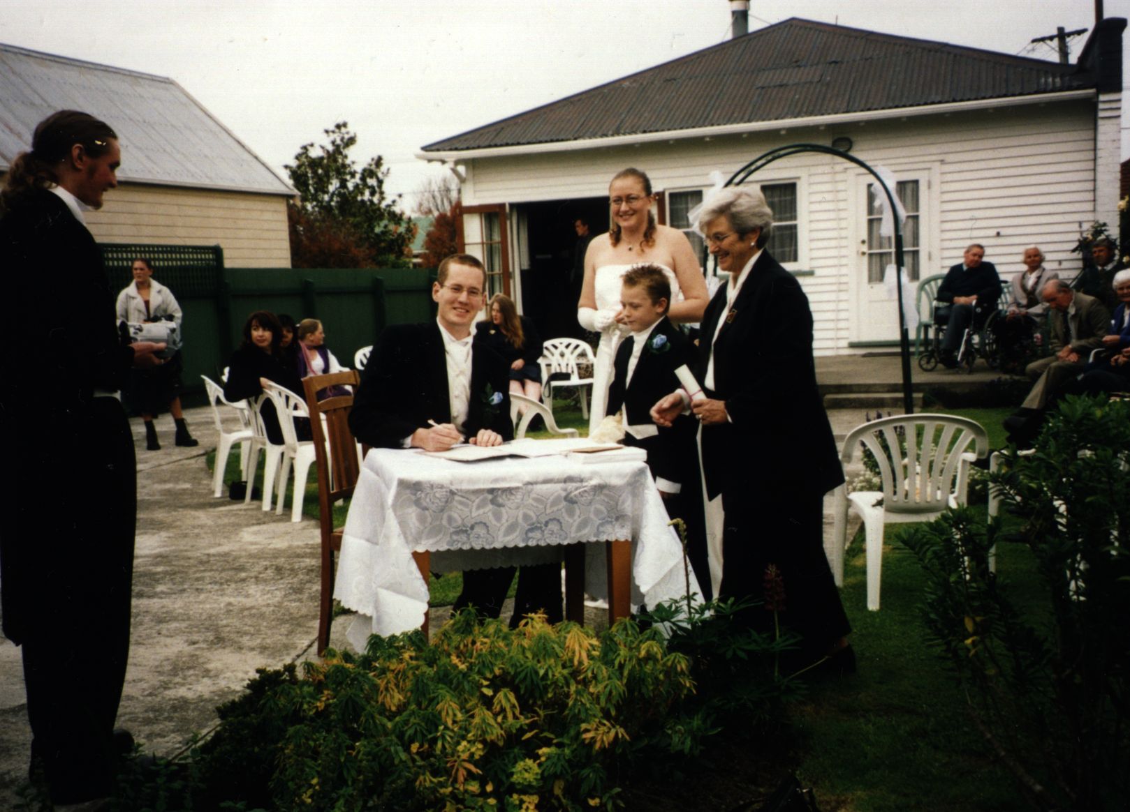 Wedding/katherine/Craig signing register.jpg